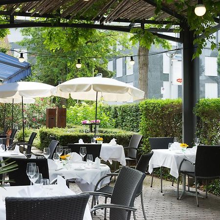 Hotel Fly Away โคลเธ่น ร้านอาหาร รูปภาพ